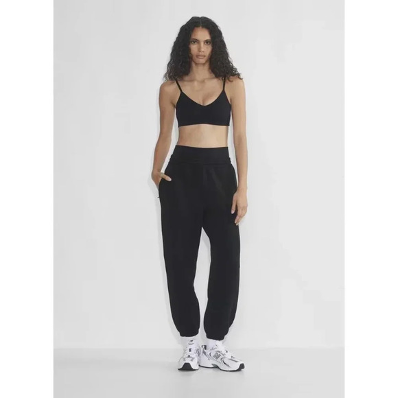 Aritzia TNA FormaFleece™ Gymnast Jogger Relaxed fleece joggers black | XS - Picture 10 of 10